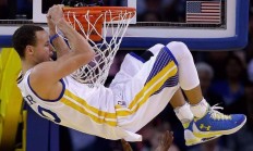 开云体育直播-跨界主宰，从灰熊横扫公牛到伦纳德在德甲争冠战的接管时刻