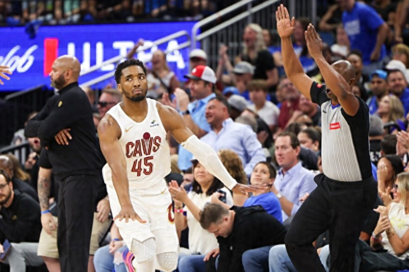 双方交战,胜负悬念引人期待的简单介绍 双方交战,胜负悬念引人期待的简单介绍