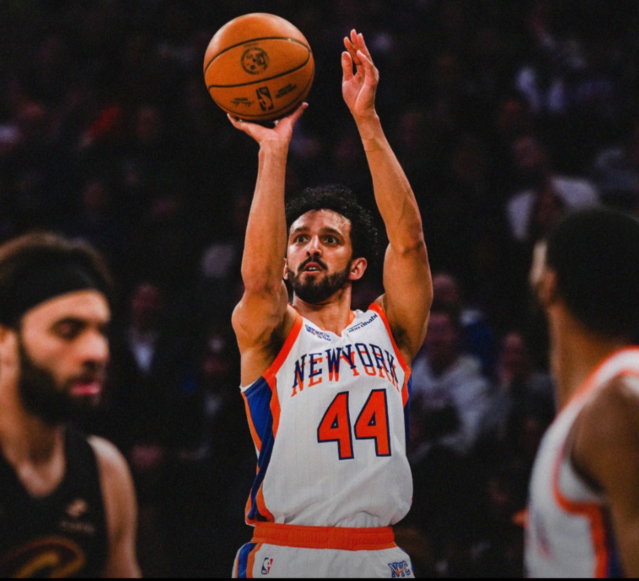 关于尼克斯客场翻盘，逆转取胜获得热身赛的信息