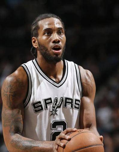 包含太阳碾压爵士，伦纳德高光表现的词条