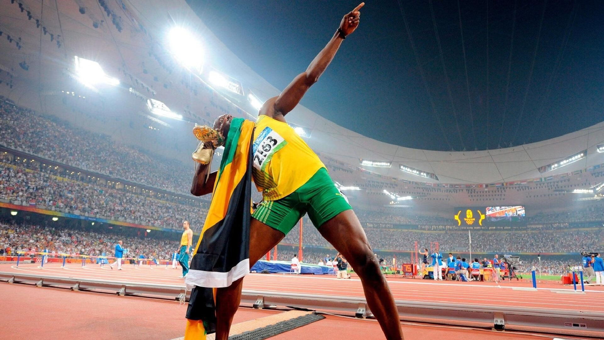 世界杯之夜，穆勒关键回合不手软，德国战车驶向荣耀