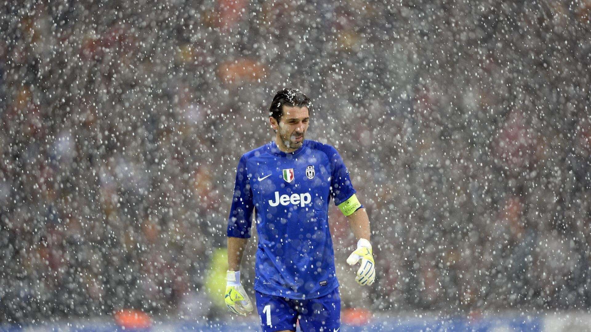 利拉德统治全场,勇士碾压广东队背后的篮球全球化启示